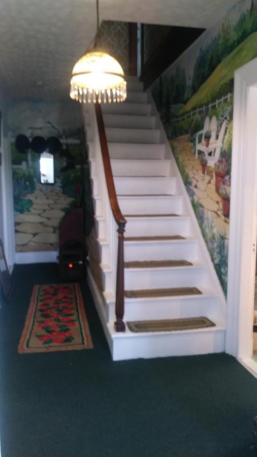 Moore'S Specialties Fundy Bay House Rental Gardner Creek Bagian luar foto