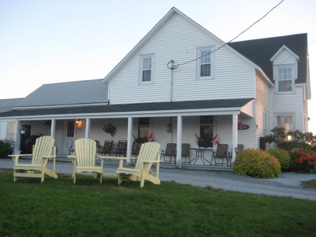 Moore'S Specialties Fundy Bay House Rental Gardner Creek Bagian luar foto
